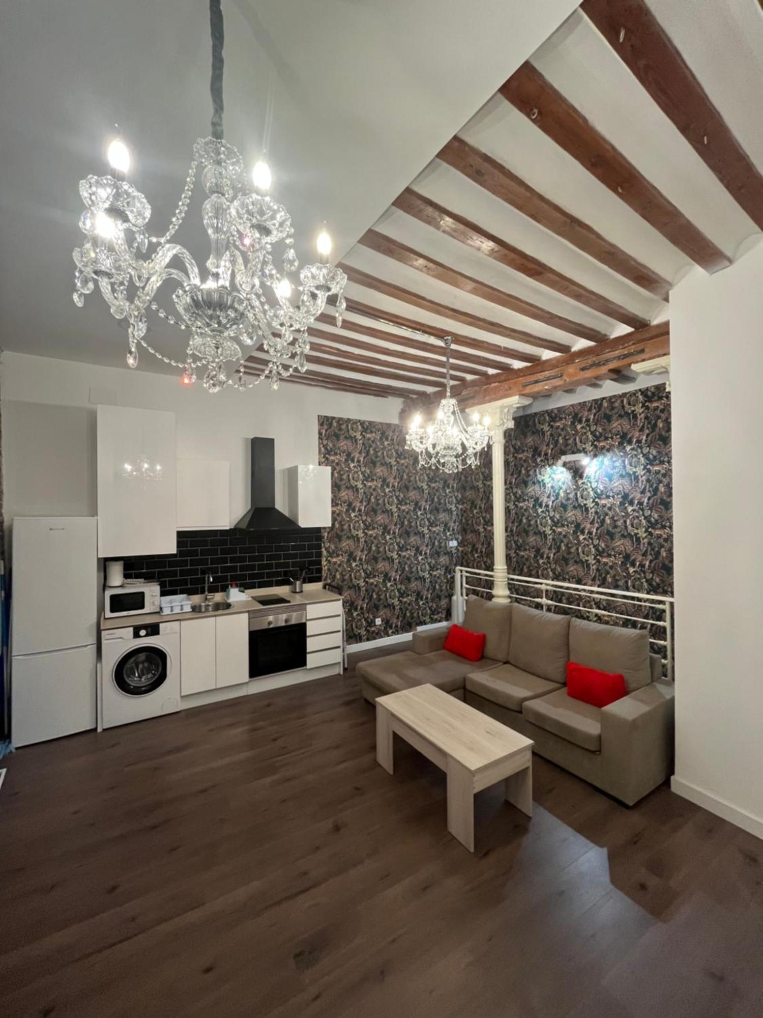Gran Via Urban Apartments Madrid Exterior photo