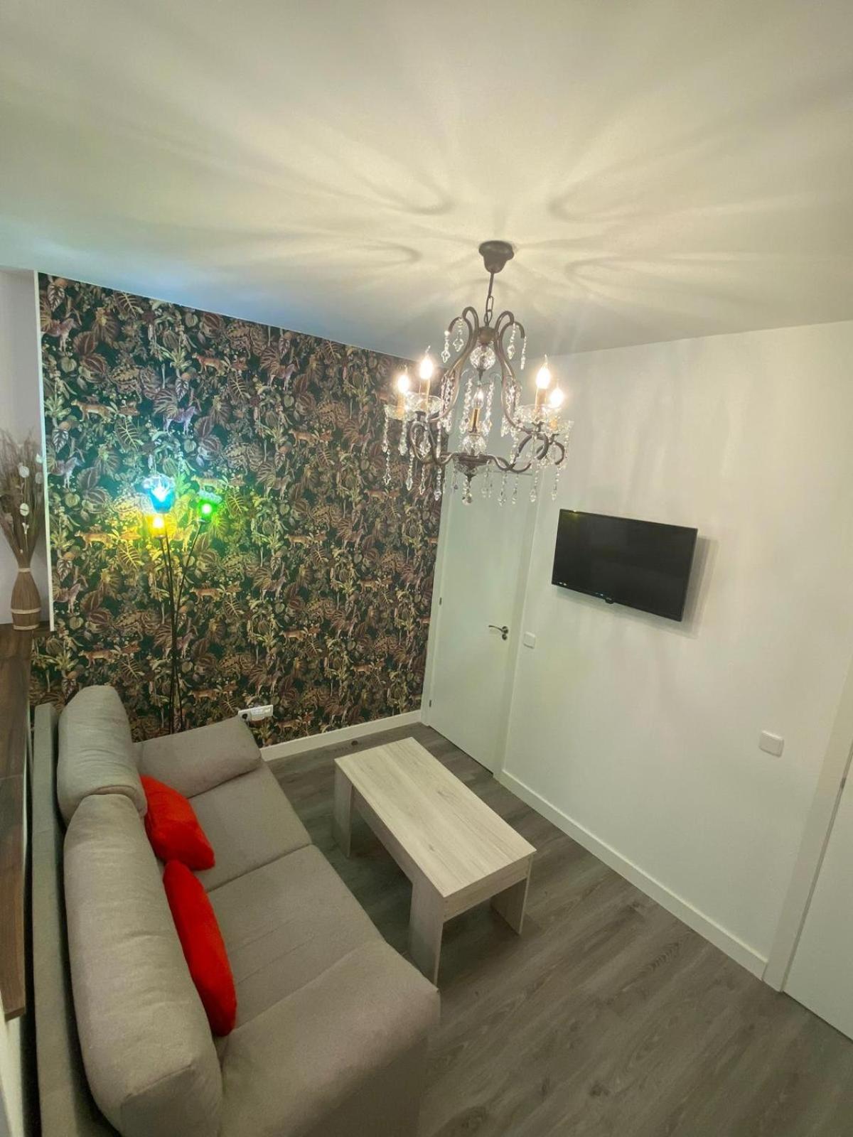 Gran Via Urban Apartments Madrid Exterior photo